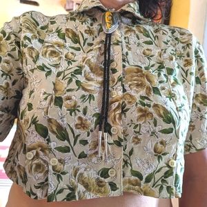 Vintage Floral Short Sleeve Button-Down Crop Top